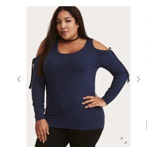 TORRID Super Soft Navy Cold Shoulder Top, Size 1